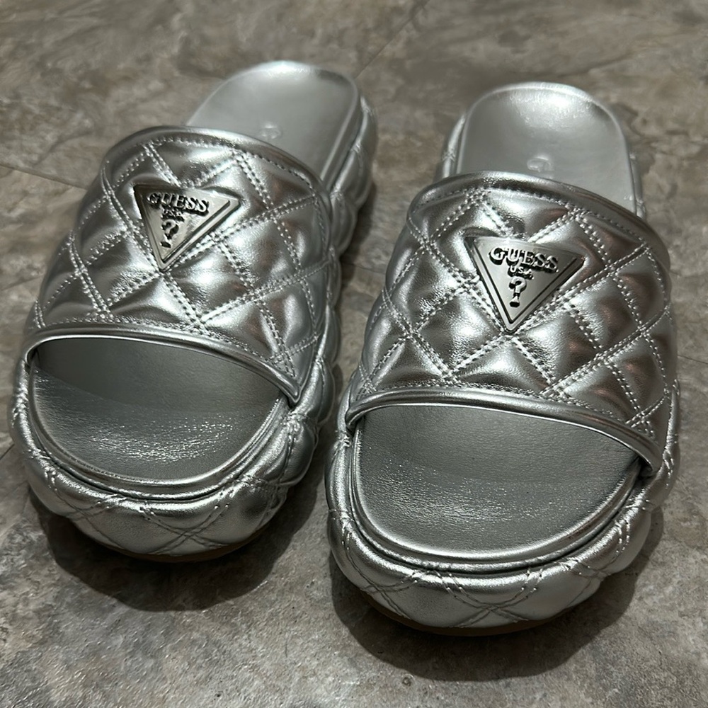 GUESS Silver Quilted Women's Slides